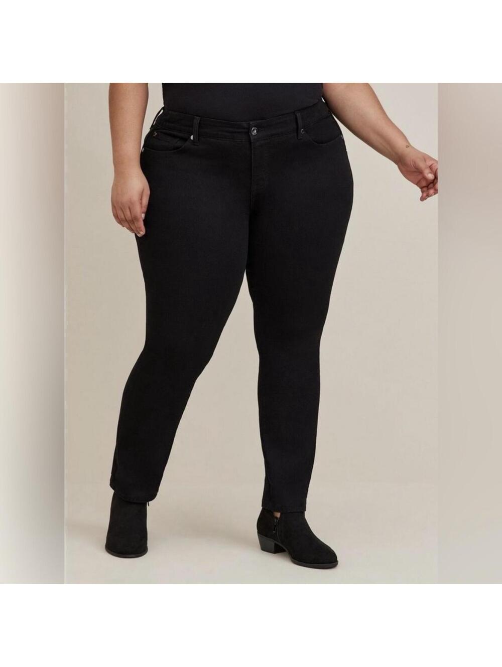 Torrid Boyfriend Straight Vintage Stretch Dark Wash black size 20 Jeans
